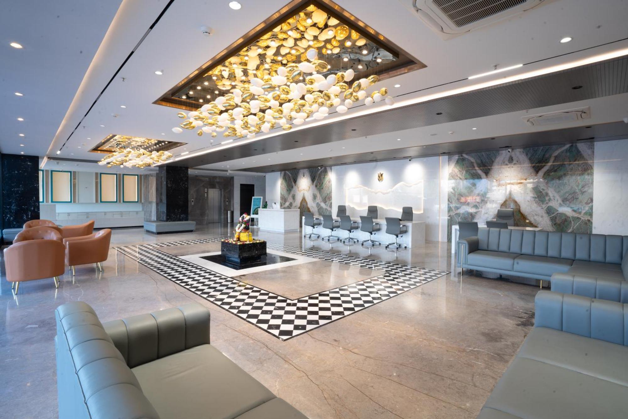 Hotel Tulips Grand ไฮเดอราบัด ภายนอก รูปภาพ